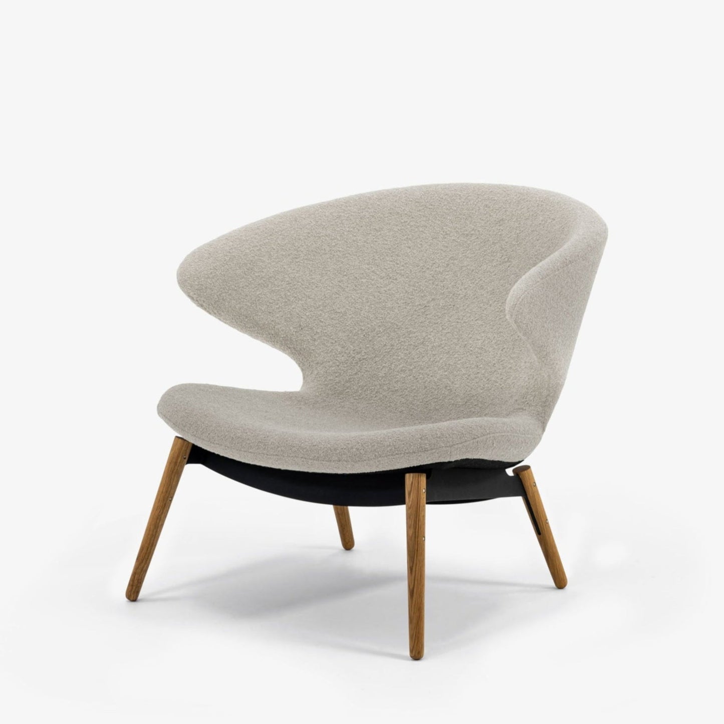 Case Ella Lounge Chair