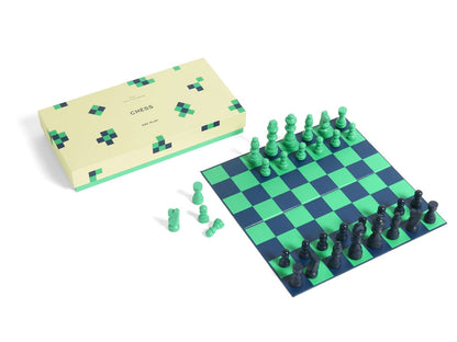 Hay Play - Chess Board