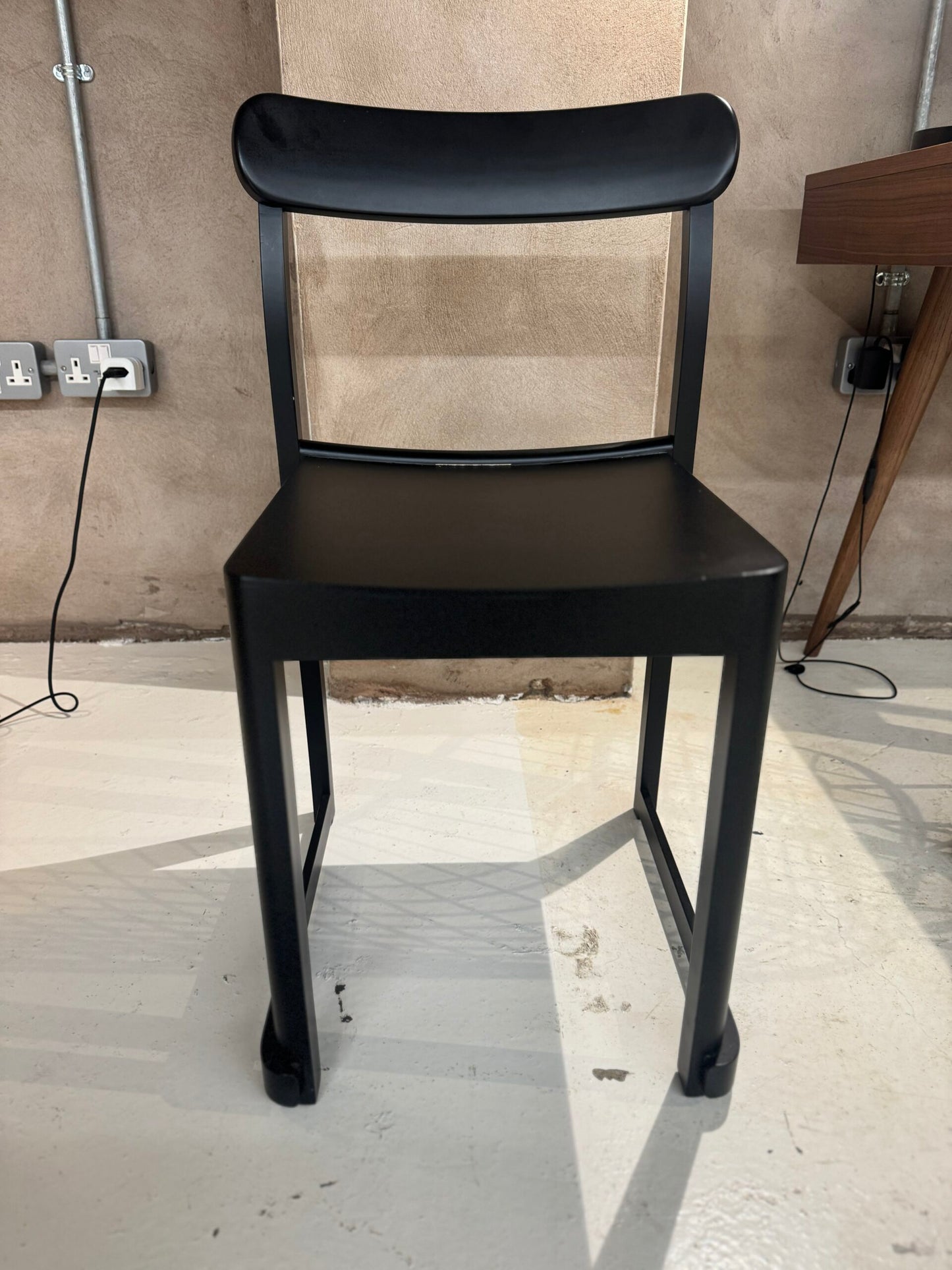 Artek Atelier Chair Black Ex-display