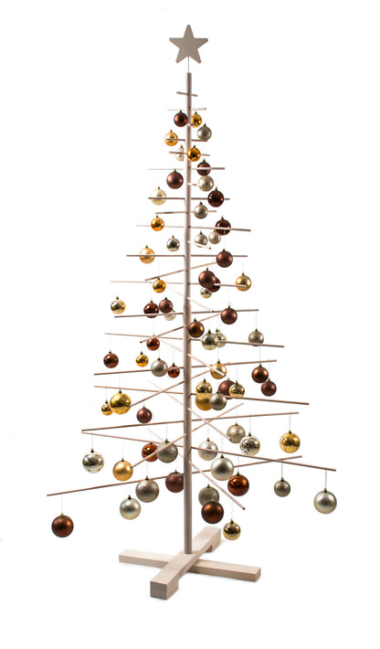 minima. Wooden Christmas Tree