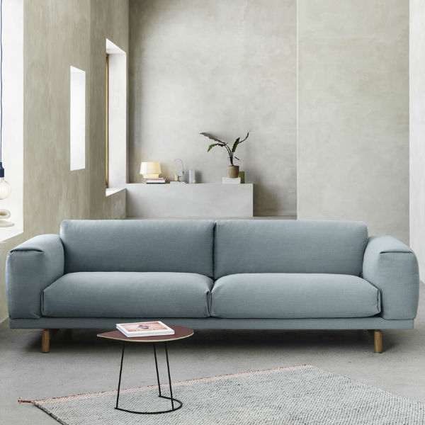 Muuto Rest Sofa Lifestyle2 Contemporary Designer Furniture