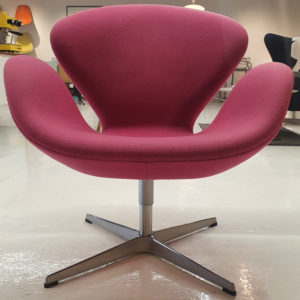 Fritz Hansen Swan Chair pink